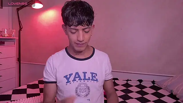 Snapshot of teobowny_ chatting on October 2025 01:02:02 AM teobowny online show from October 2025 01:02:02 AM