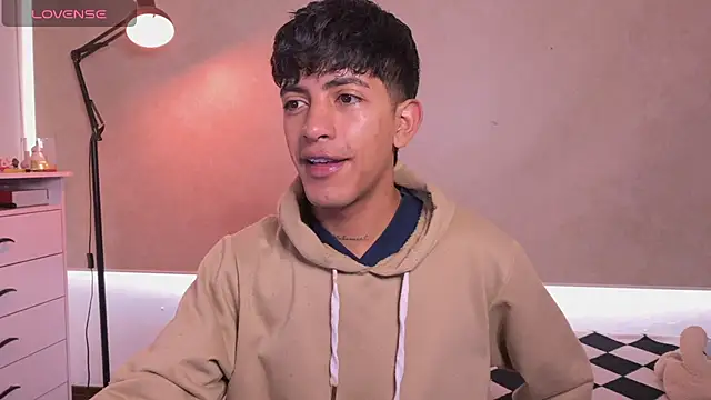 teobowny  online show from January 2026 03:28:01 PM