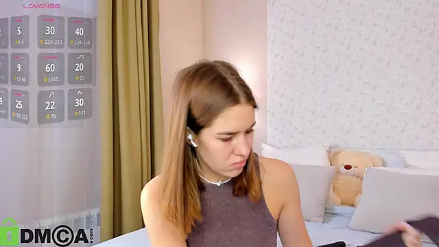 Snapshot of Jennifer_Wadee chatting on January 2026 11:25:01 PM Jennifer Wadee online show from January 2026 11:25:01 PM