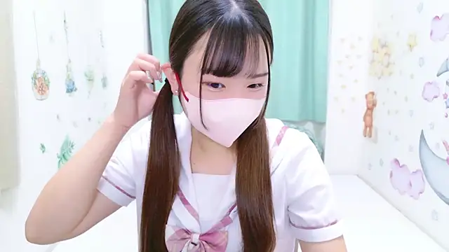 Snapshot of MAIKA_pyon chatting on December 2024 11:29:02 AM MAIKA pyon online show from December 2024 11:29:02 AM