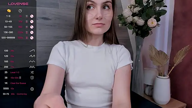 Snapshot of MariamBluitt chatting on December 2024 04:58:02 AM MariamBluitt online show from December 2024 04:58:02 AM