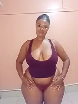 Luciouslips00 online show from May 2026 04:45:01 PM