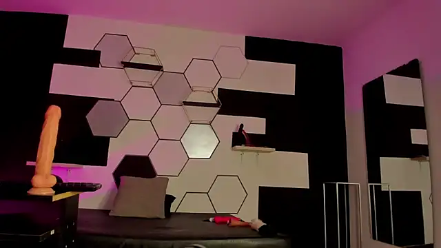 haileycat online show from January 2025 07:46:02 AM