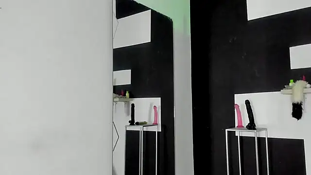 haileycat online show from January 2025 01:34:02 AM