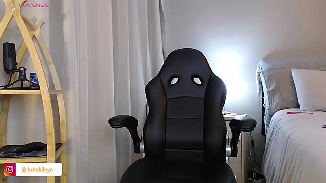 jonhklleyn online show from July 2026 07:23:02 PM