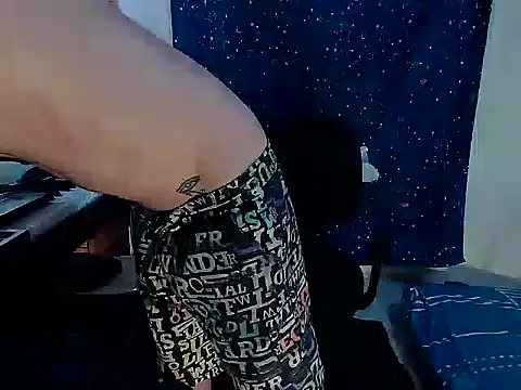 Snapshot of patrik_tattoo_ chatting on January 2025 05:12:02 AM patrik tattoo online show from January 2025 05:12:02 AM