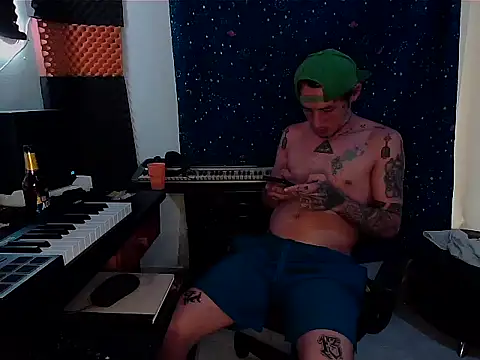 Snapshot of patrik_tattoo_ chatting on February 2025 11:05:01 PM patrik tattoo online show from February 2025 11:05:01 PM