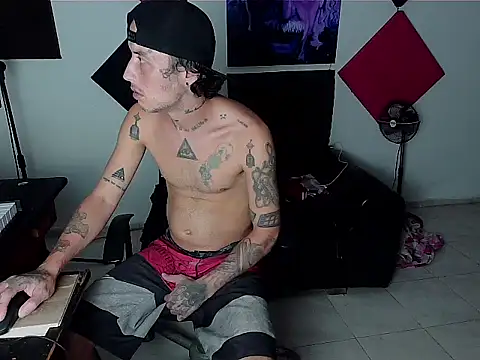 Snapshot of patrik_tattoo_ chatting on October 2025 09:14:01 PM patrik tattoo online show from October 2025 09:14:01 PM