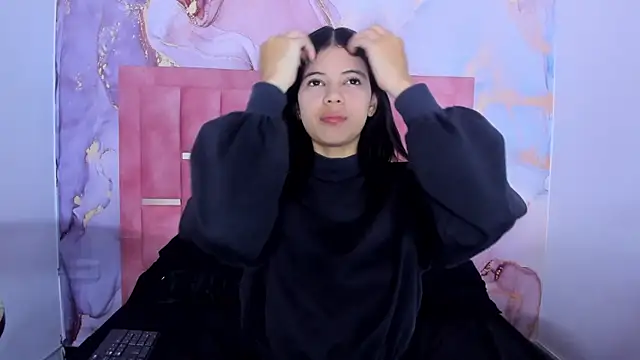 LizzMartin online show from February 2025 07:17:01 PM