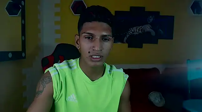 Snapshot of mau_elixxx chatting on December 2024 02:17:01 AM mau elixxx online show from December 2024 02:17:01 AM