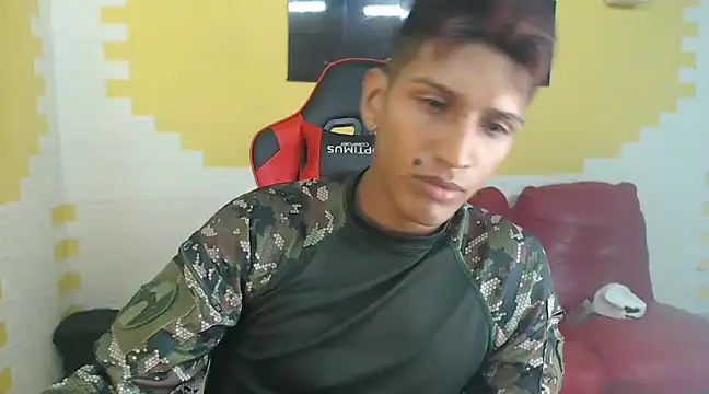 Snapshot of mau_elixxx chatting on December 2024 06:42:02 AM mau elixxx online show from December 2024 06:42:02 AM