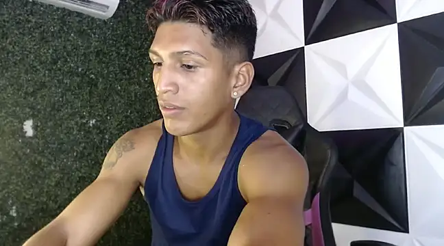 Snapshot of mau_elixxx chatting on December 2024 08:47:02 PM mau elixxx online show from December 2024 08:47:02 PM