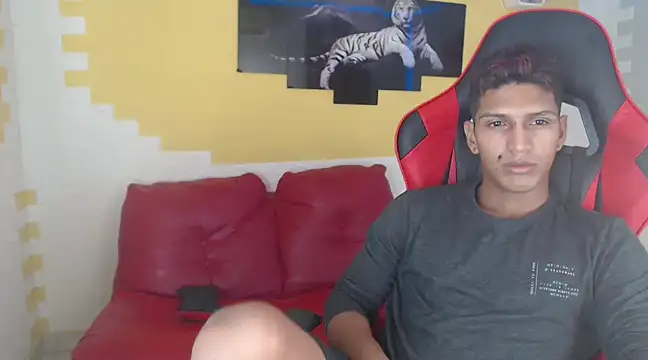 Snapshot of mau_elixxx chatting on December 2024 10:04:02 AM mau elixxx online show from December 2024 10:04:02 AM