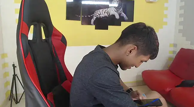 Snapshot of mau_elixxx chatting on January 2025 03:26:01 AM mau elixxx online show from January 2025 03:26:01 AM