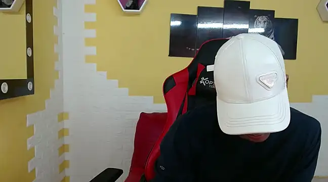 Snapshot of mau_elixxx chatting on January 2025 02:14:01 AM mau elixxx online show from January 2025 02:14:01 AM