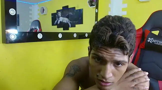 Snapshot of mau_elixxx chatting on January 2025 08:52:01 AM mau elixxx online show from January 2025 08:52:01 AM