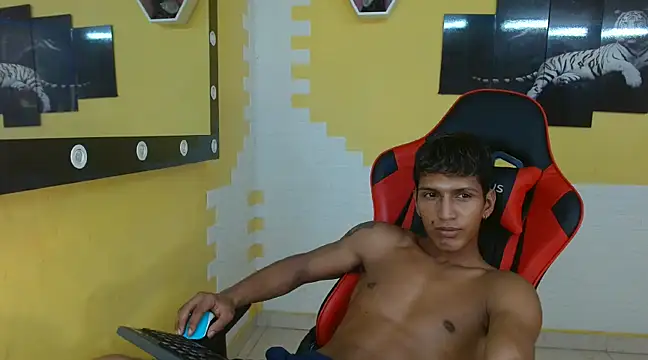 Snapshot of mau_elixxx chatting on January 2025 09:39:01 AM mau elixxx online show from January 2025 09:39:01 AM