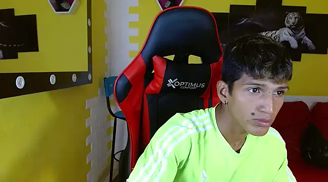 Snapshot of mau_elixxx chatting on January 2025 02:04:02 AM mau elixxx online show from January 2025 02:04:02 AM