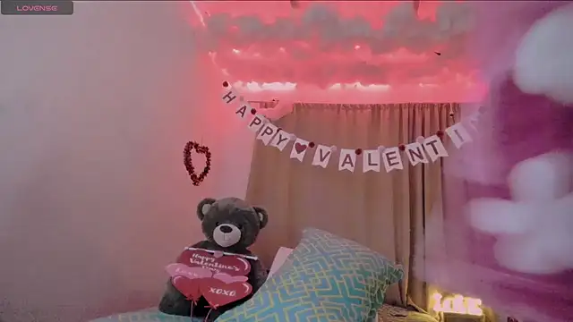 Lauu G online show from January 2025 03:01:02 AM