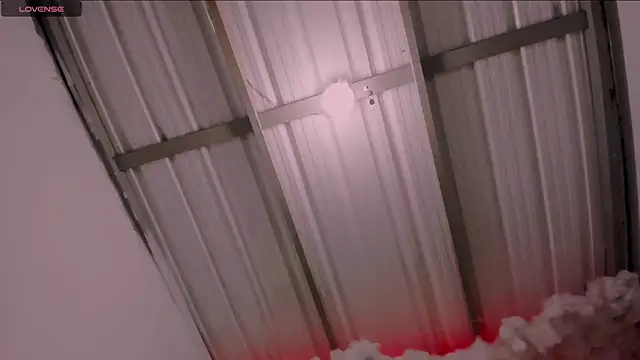 Lauu G online show from March 2025 11:09:01 PM