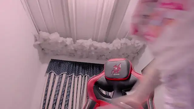 Lauu G online show from September 2025 09:20:02 AM