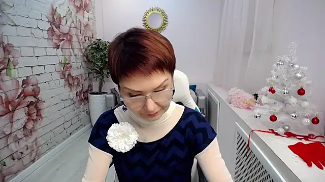 Cutie Asya online show from December 2024 11:00:01 AM