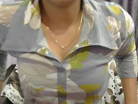 Snapshot of cutie-taara chatting on March 2025 12:37:02 PM cutie-taara online show from March 2025 12:37:02 PM