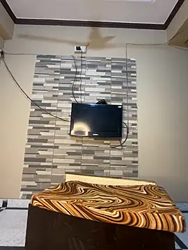 Shabnam88 online show from February 2026 05:17:01 PM