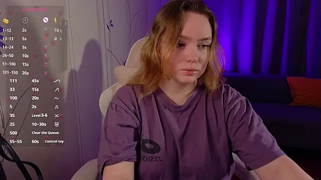 Kari Lunna online show from October 2025 03:01:02 AM