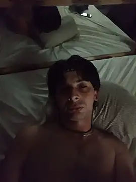 frank32love online show from May 2026 04:43:01 AM