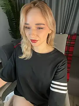 Eva Millss online show from December 2024 07:53:02 PM