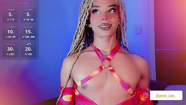 DanniLee  online show from October 2025 11:49:02 PM