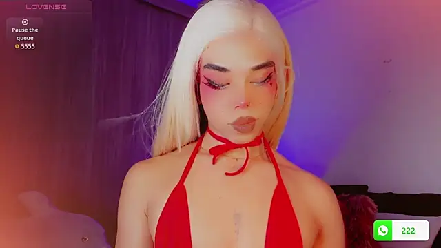 Snapshot of DanniLee_ chatting on January 2026 10:01:01 PM DanniLee online show from January 2026 10:01:01 PM