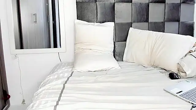 JuanDiegoKing online show from September 2025 06:40:01 PM