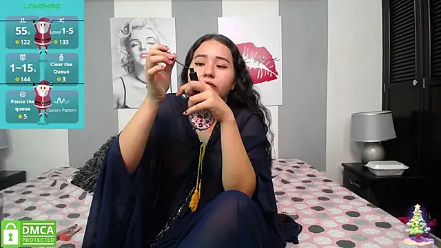 Snapshot of hushaima chatting on December 2024 05:37:01 PM hushaima online show from December 2024 05:37:01 PM