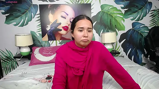 Snapshot of hushaima chatting on January 2025 07:00:02 PM hushaima online show from January 2025 07:00:02 PM