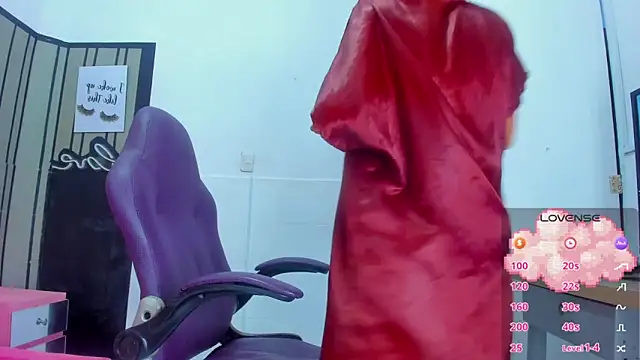 Snapshot of Brithanyslim chatting on February 2025 01:31:01 AM Brithanyslim online show from February 2025 01:31:01 AM