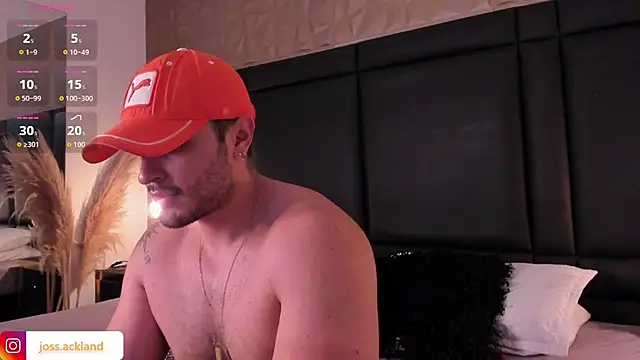 JossAckland online show from November 2025 07:59:02 PM