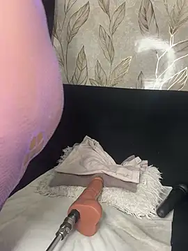 chiquimaturesexy online show from May 2026 12:08:02 AM