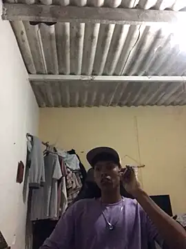 Snapshot of Allen_watts chatting on December 2024 03:29:02 AM Allen watts online show from December 2024 03:29:02 AM