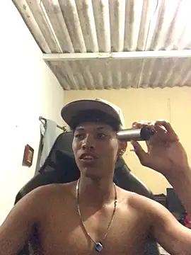 Snapshot of Allen_watts chatting on December 2024 06:31:01 AM Allen watts online show from December 2024 06:31:01 AM