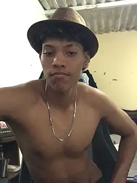 Snapshot of Allen_watts chatting on December 2024 06:41:01 PM Allen watts online show from December 2024 06:41:01 PM