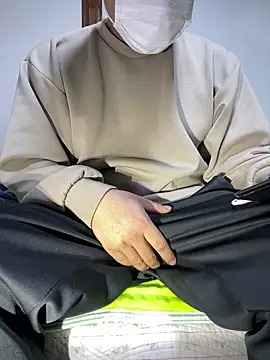 Snapshot of sakuto07 chatting on January 2026 12:55:01 PM sakuto07 online show from January 2026 12:55:01 PM