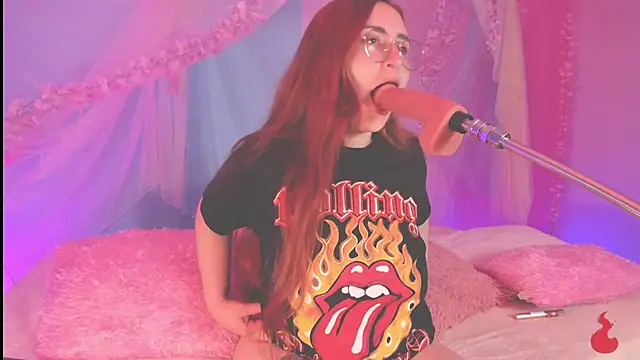 centaurigirl online show from May 2026 05:16:02 AM