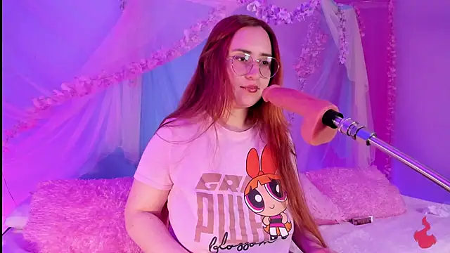 centaurigirl online show from May 2026 03:56:01 AM