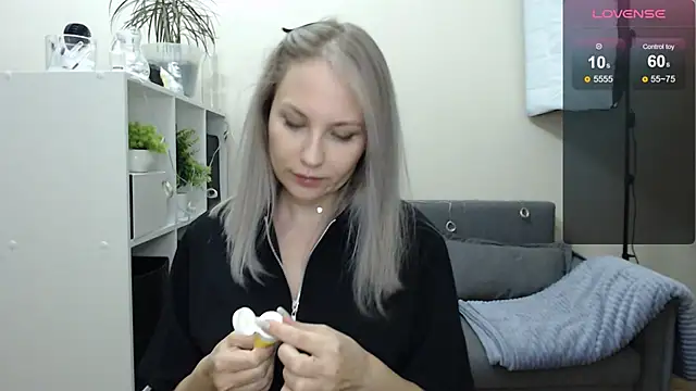 Sunny bunny6 online show from December 2024 05:08:01 PM