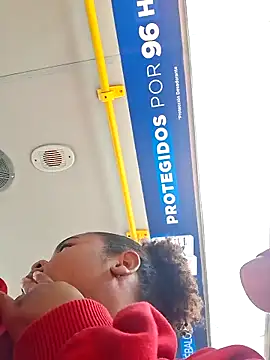 Snapshot of DANIELA_MICHEL chatting on January 2025 04:48:01 PM DANIELA MICHEL online show from January 2025 04:48:01 PM