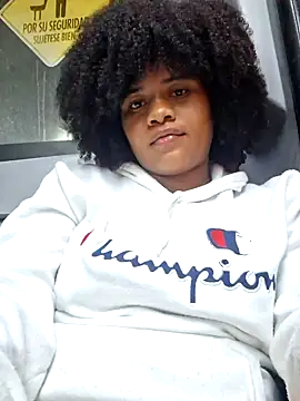 Snapshot of DANIELA_MICHEL chatting on February 2025 12:54:01 AM DANIELA MICHEL online show from February 2025 12:54:01 AM