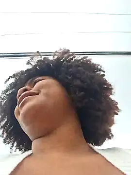 Snapshot of DANIELA_MICHEL chatting on March 2025 03:45:02 PM DANIELA MICHEL online show from March 2025 03:45:02 PM