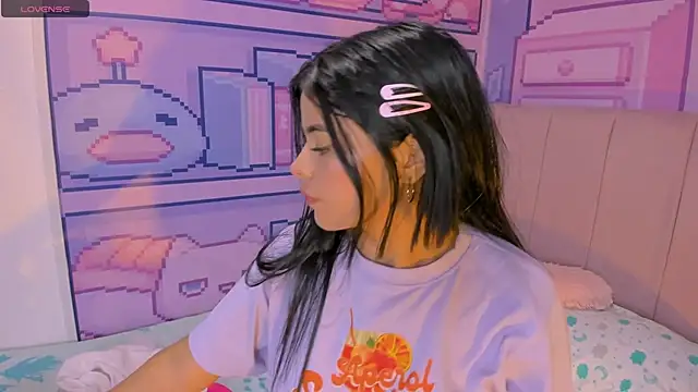 Snapshot of _18alice chatting on March 2025 01:53:01 AM 18alice online show from March 2025 01:53:01 AM